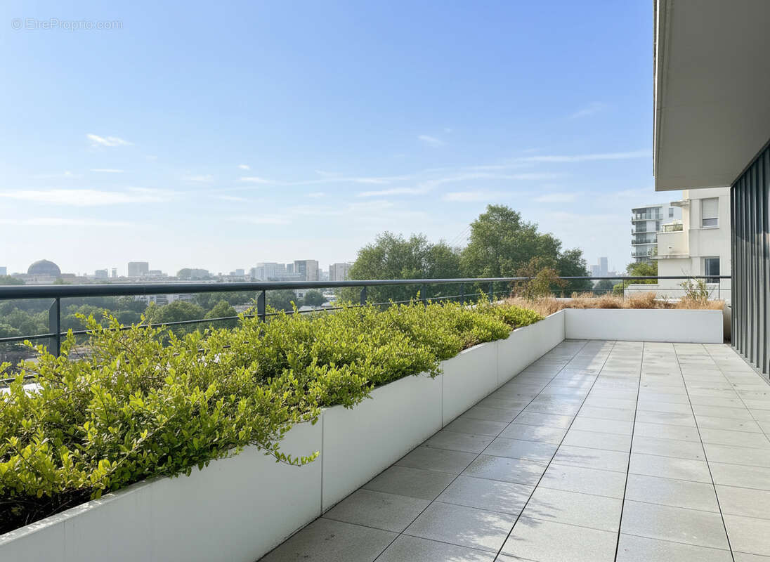 EXCLUSIVITE - Appartement duplex dernier étage avec vue Loire - photo 5