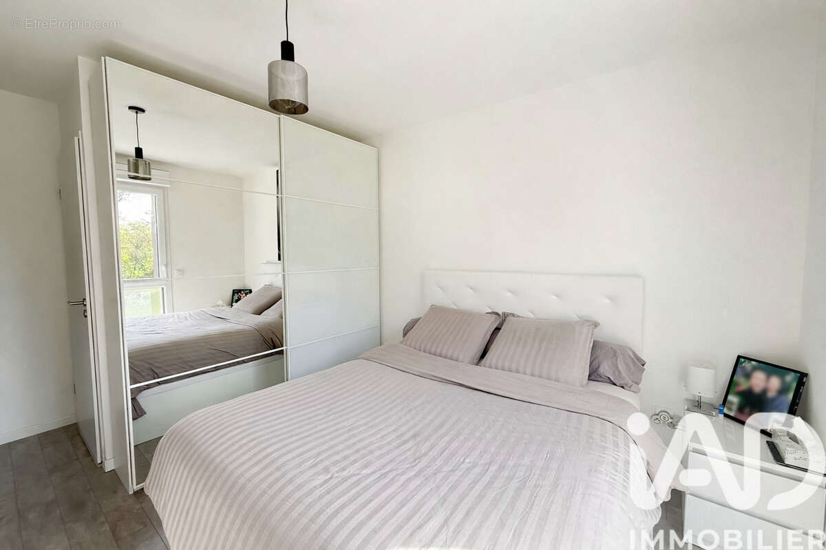 Photo 2 - Appartement à L'ETANG-LA-VILLE