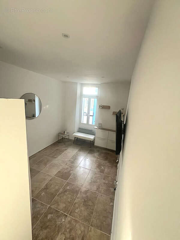 Appartement à LA BOUILLADISSE