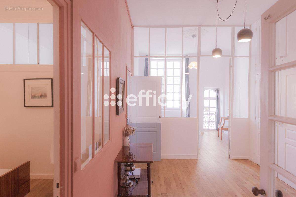 Appartement - photo 9