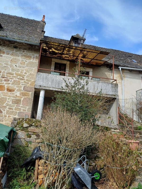 Maison à HAUTEFAGE