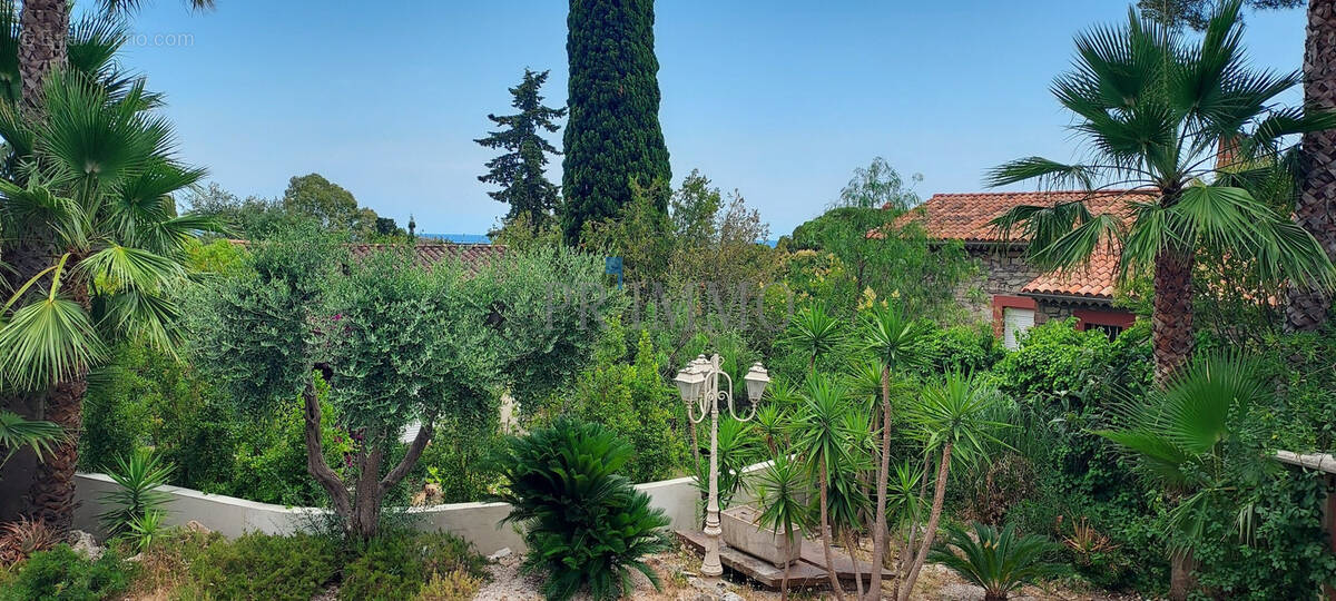 Appartement à SAINT-RAPHAEL
