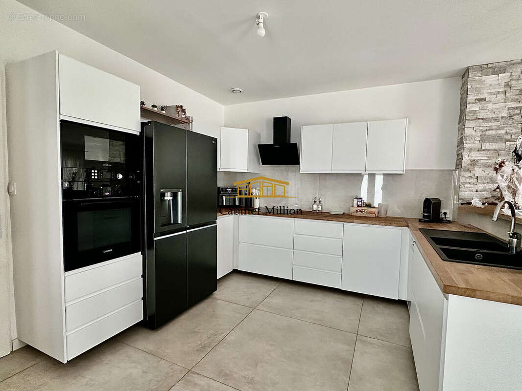 Maison à VILLEVEYRAC