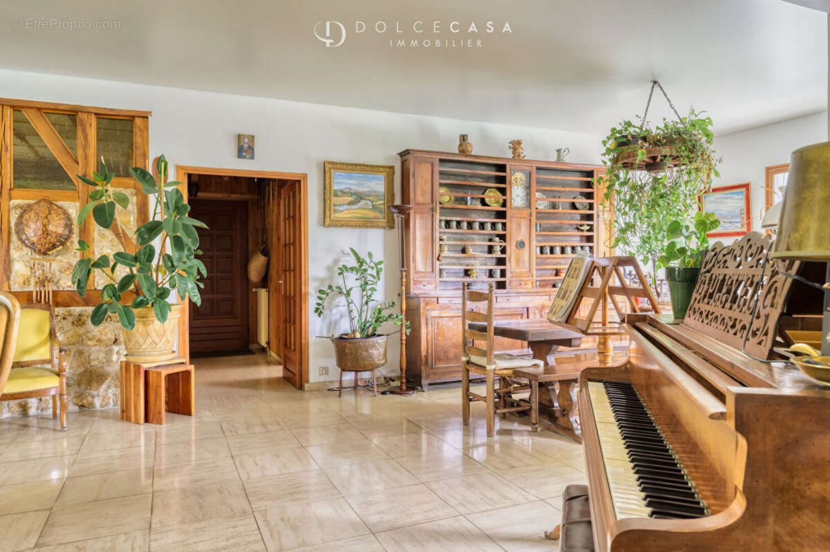 Maison à CHAMPIGNY-SUR-MARNE