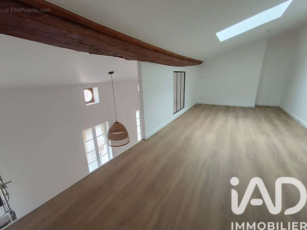 Appartement 47 m² à Saintes  - photo 5