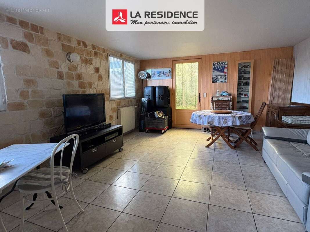 Maison à MONTIGNY-LES-CORMEILLES