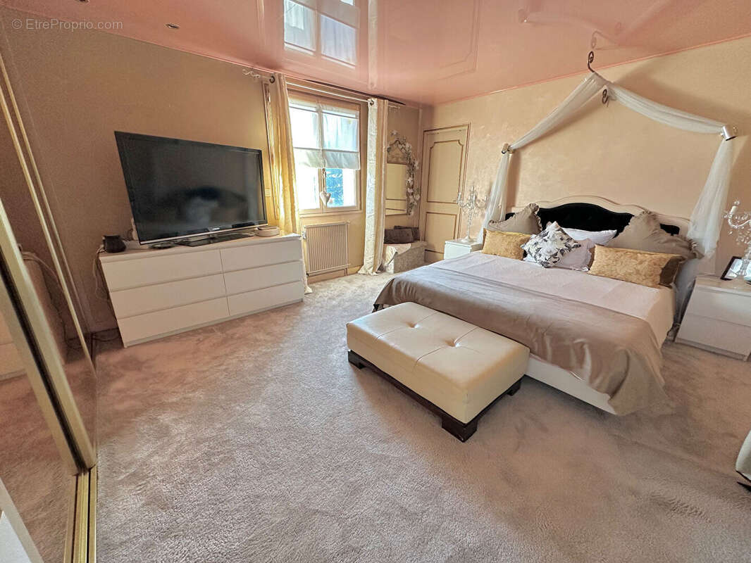 Maison à JOUE-LES-TOURS