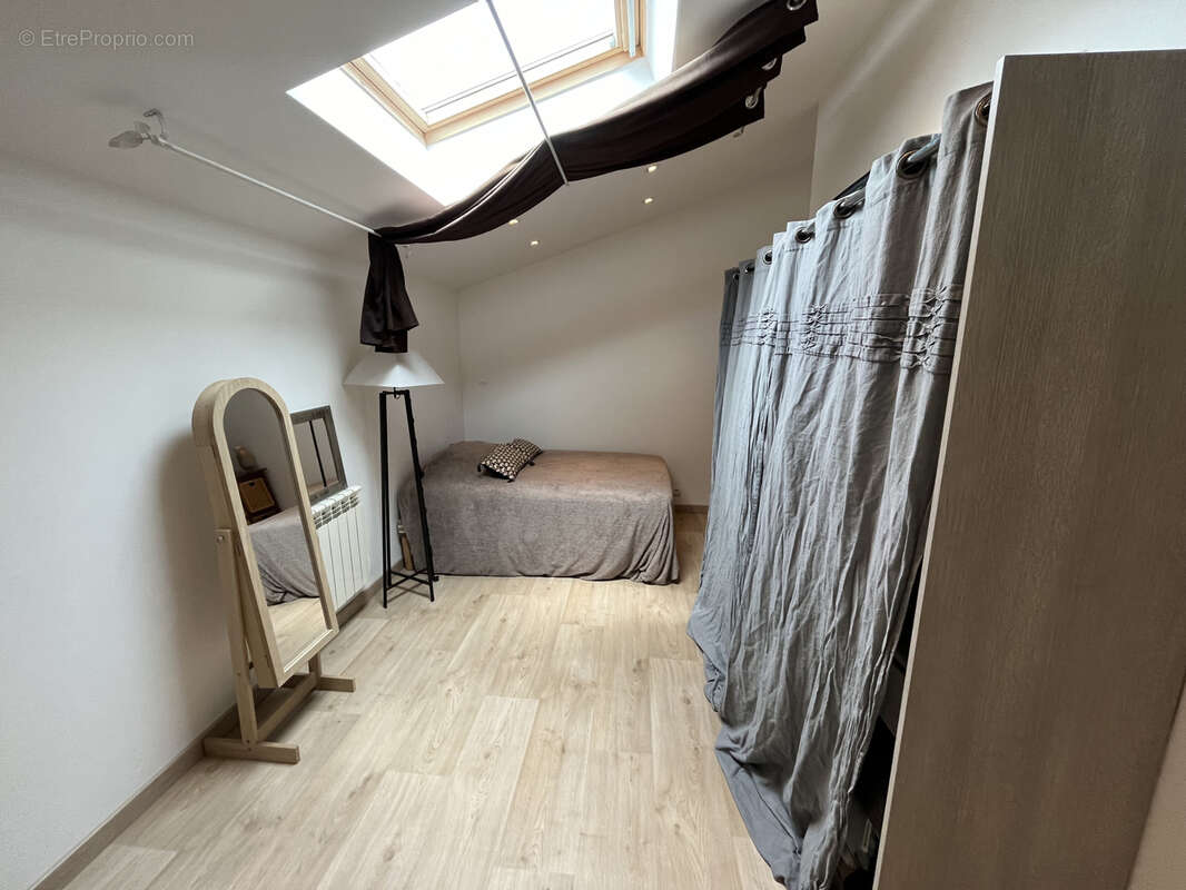 Maison à AMBARES-ET-LAGRAVE