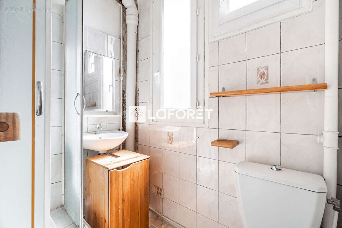 Appartement à PARIS-17E