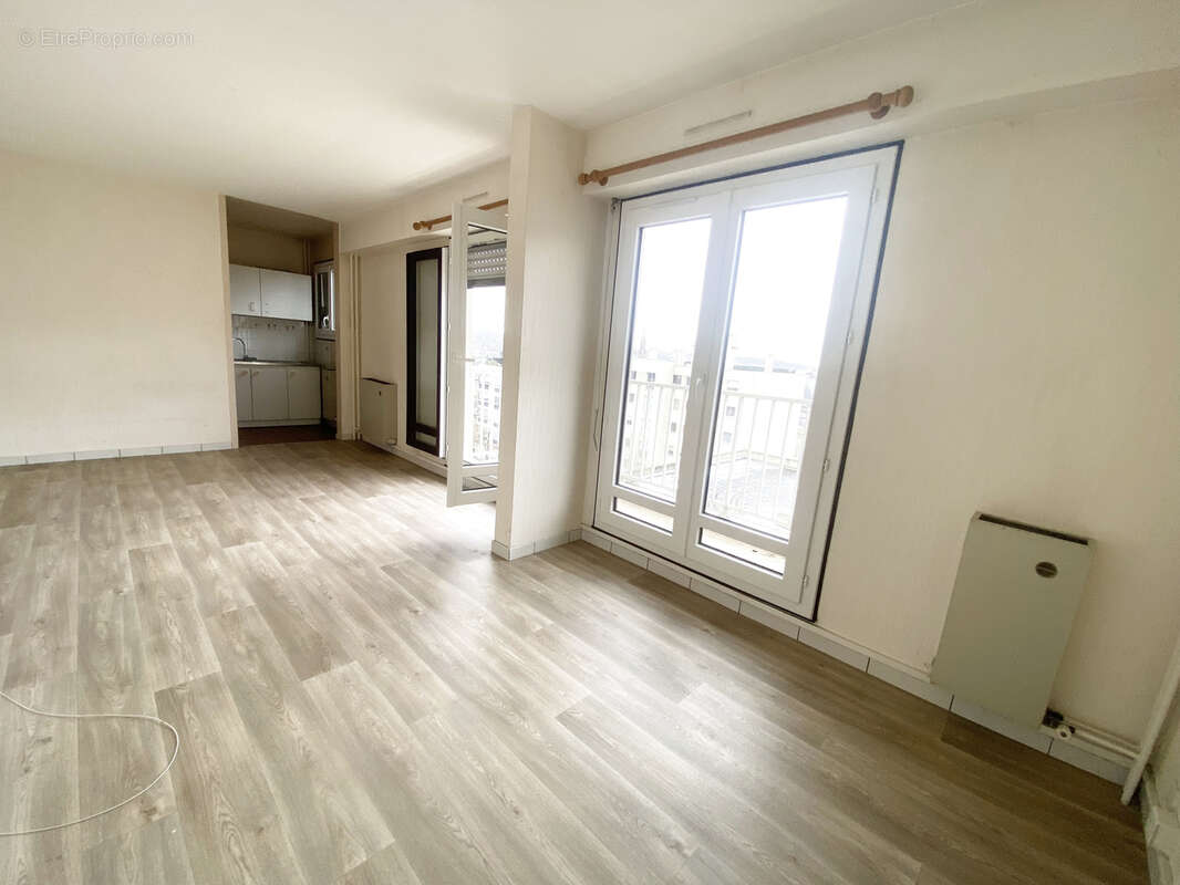 Appartement à VILLEMOMBLE