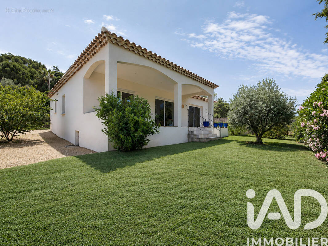 Photo 1 - Maison à BEAUCAIRE