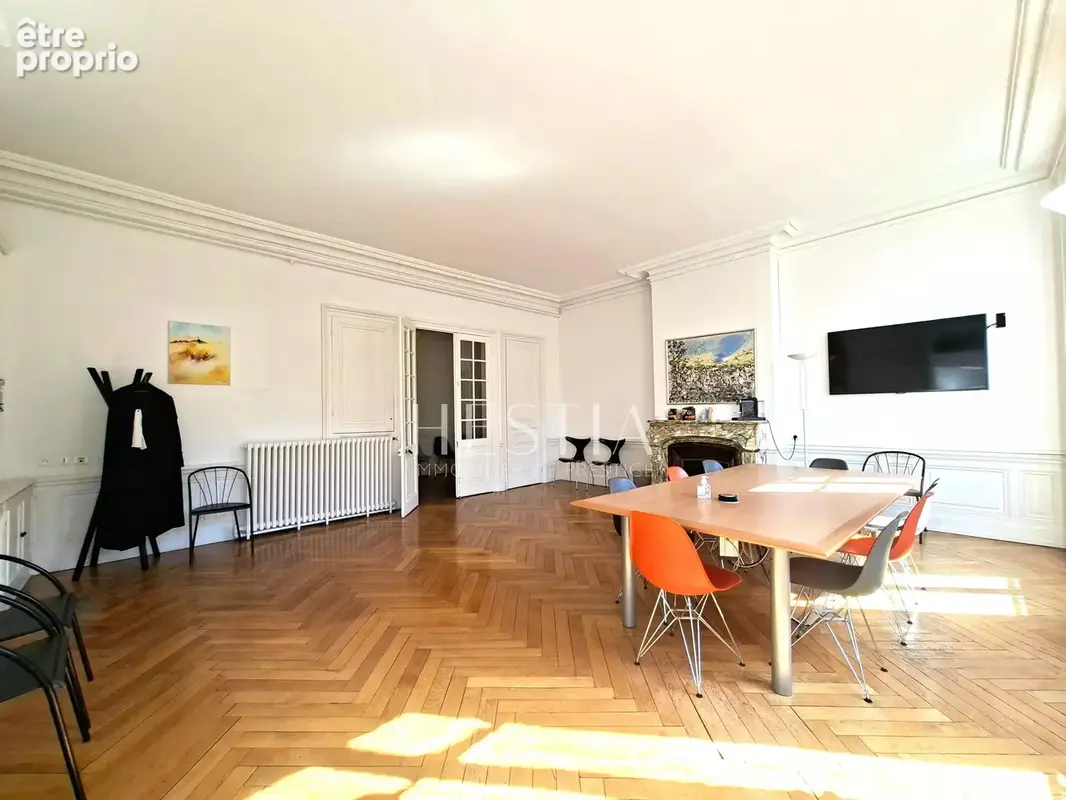 Vente T8 - Préfecture - 243 m² avec possibilité de division - photo 4