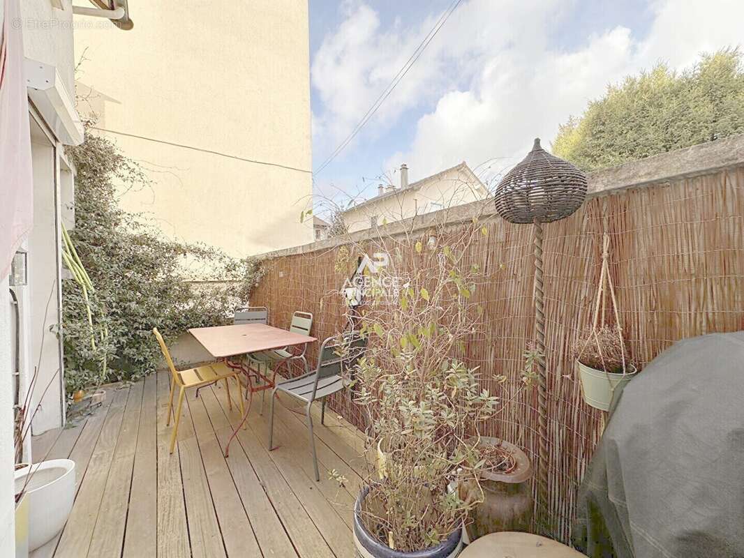 Maison à CHAVILLE