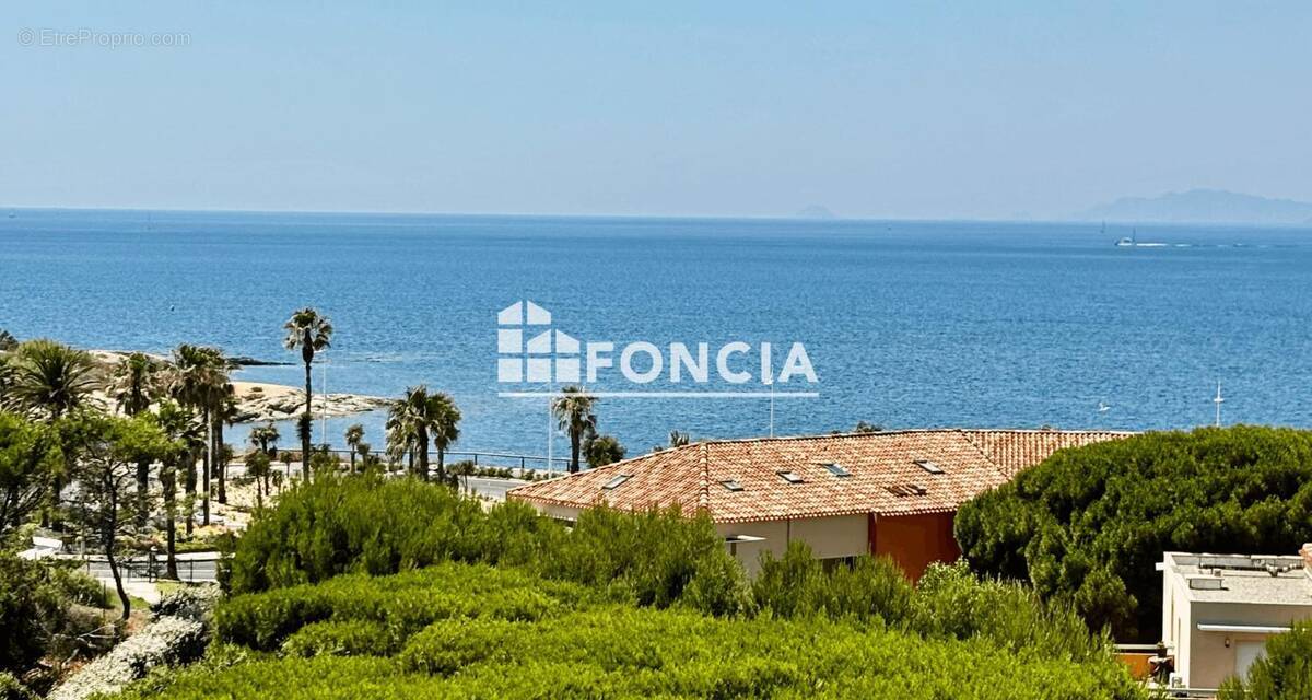 Appartement à SIX-FOURS-LES-PLAGES