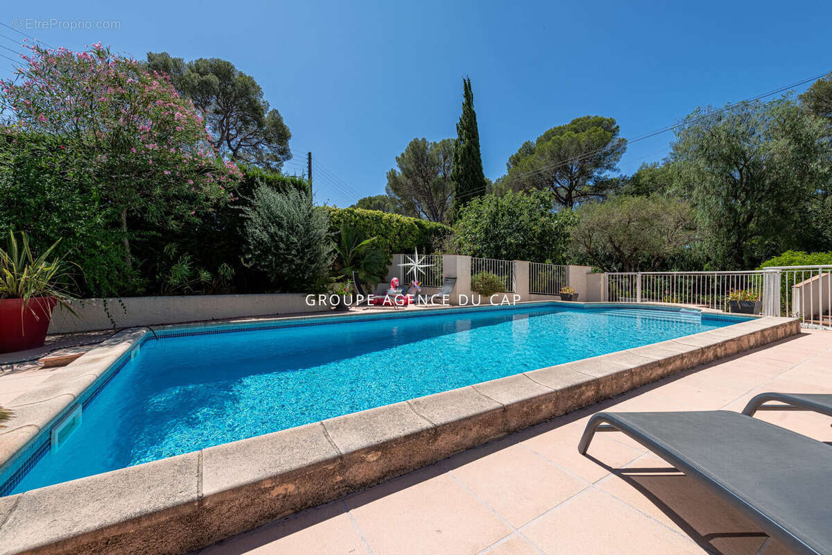 Appartement à SAINT-RAPHAEL