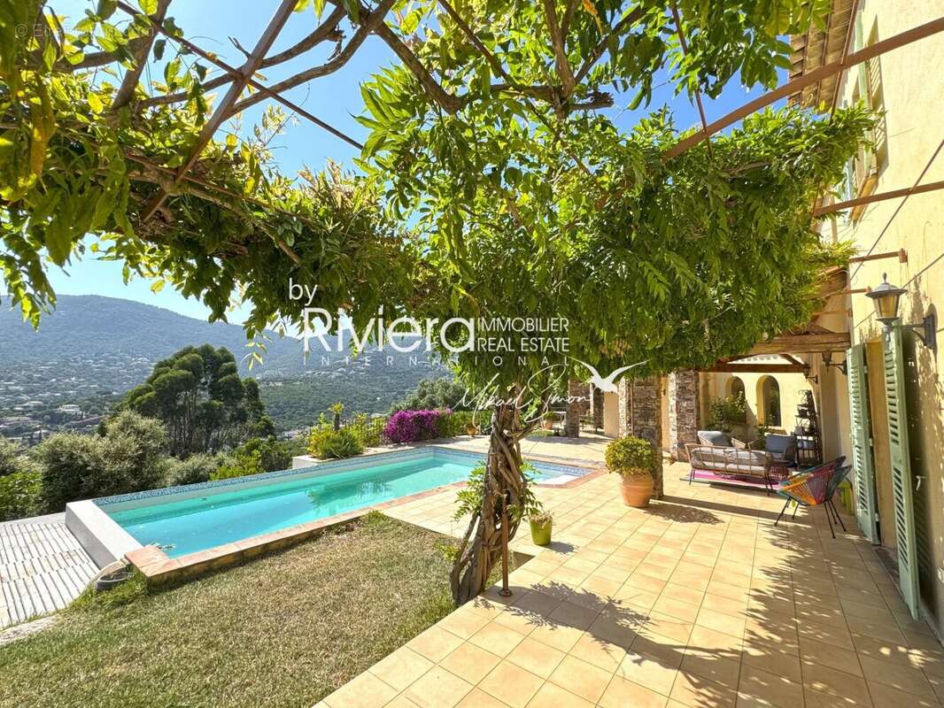 Maison à CAVALAIRE-SUR-MER