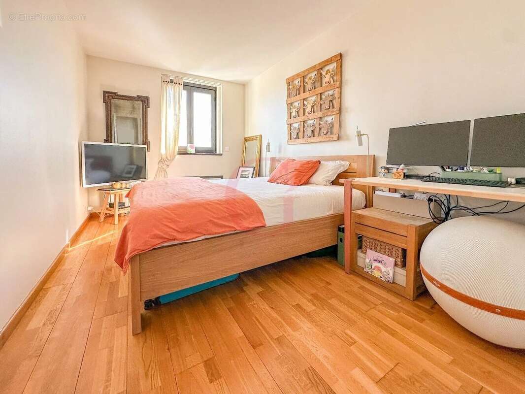 Appartement à BOURG-LA-REINE
