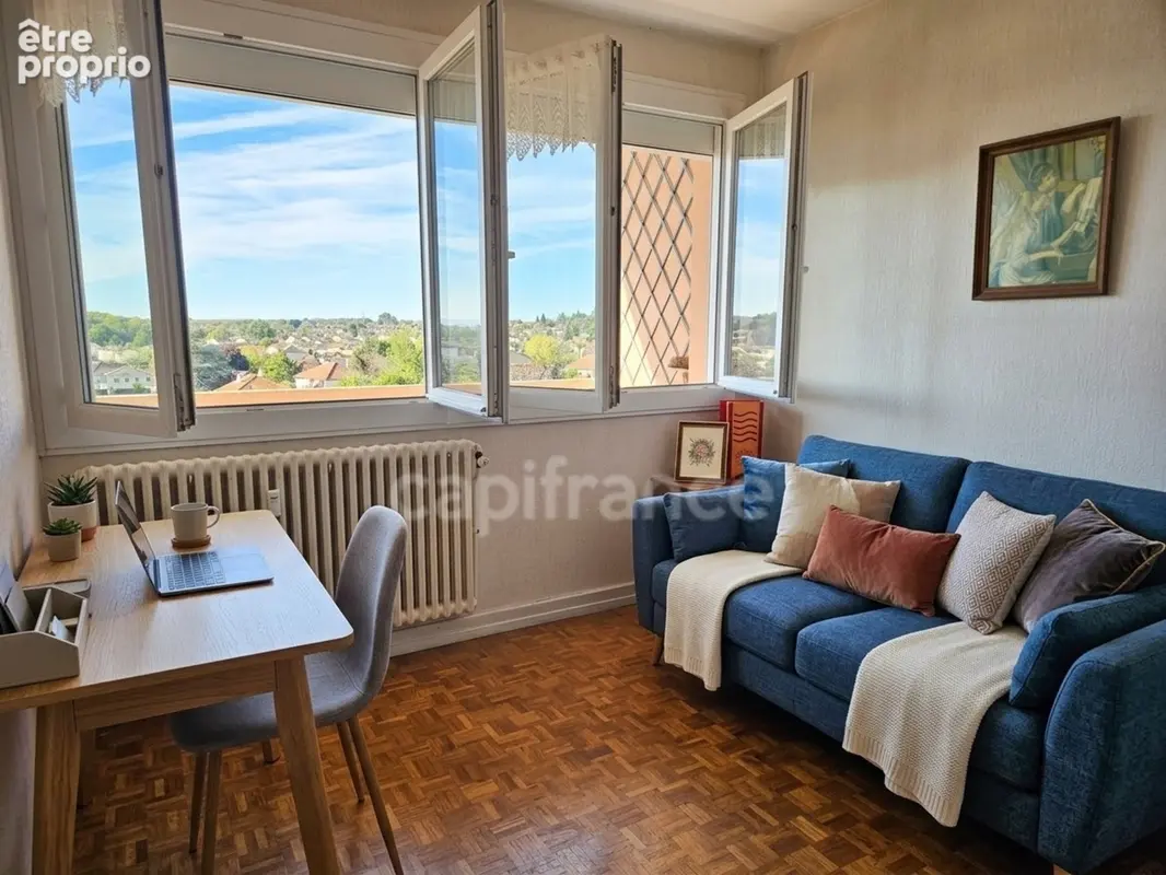 Appartement à vendre 4 pièces CHATENOY LE ROYAL (71) - photo 4