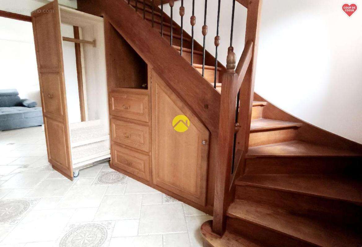 Maison à EGUZON-CHANTOME