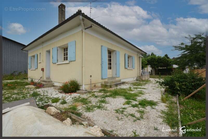 Maison à GARDONNE