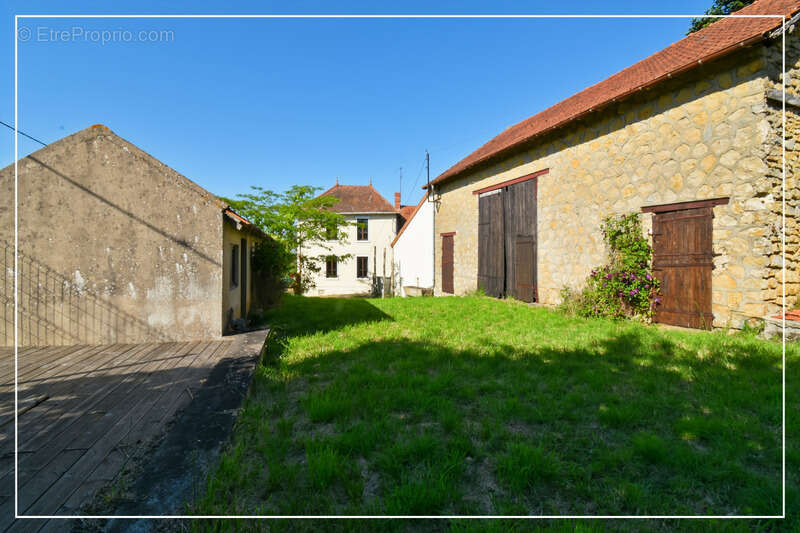 Maison à CHATEAUMEILLANT