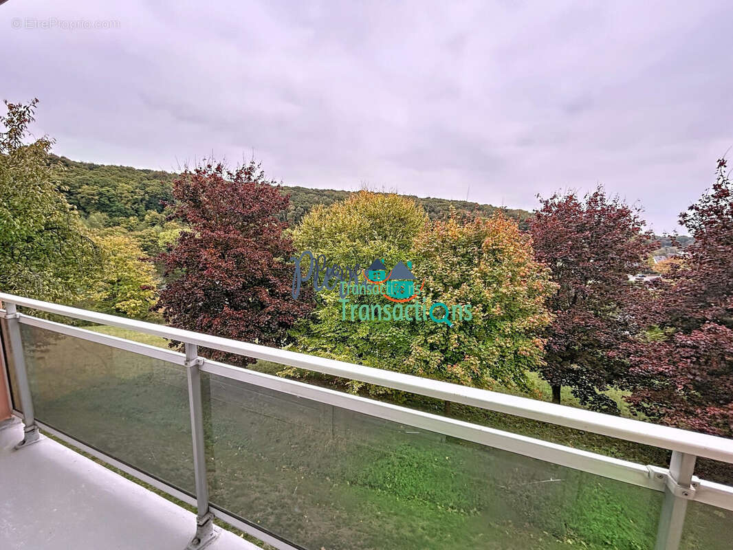 Appartement à LILLEBONNE