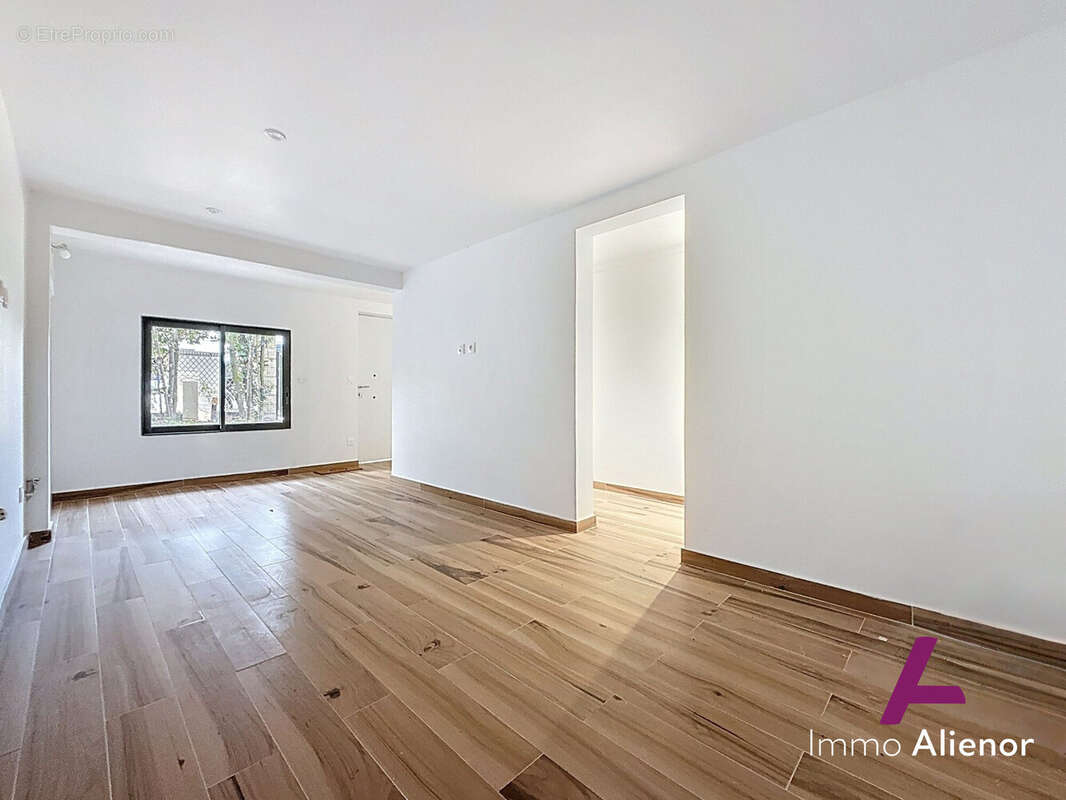 Cuisine dinatoire  - Maison à BORDEAUX