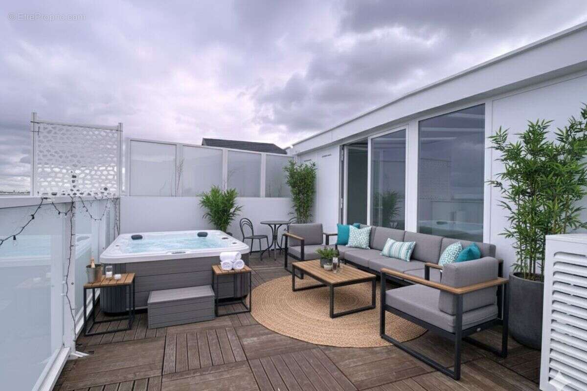 Appartement à ISSY-LES-MOULINEAUX