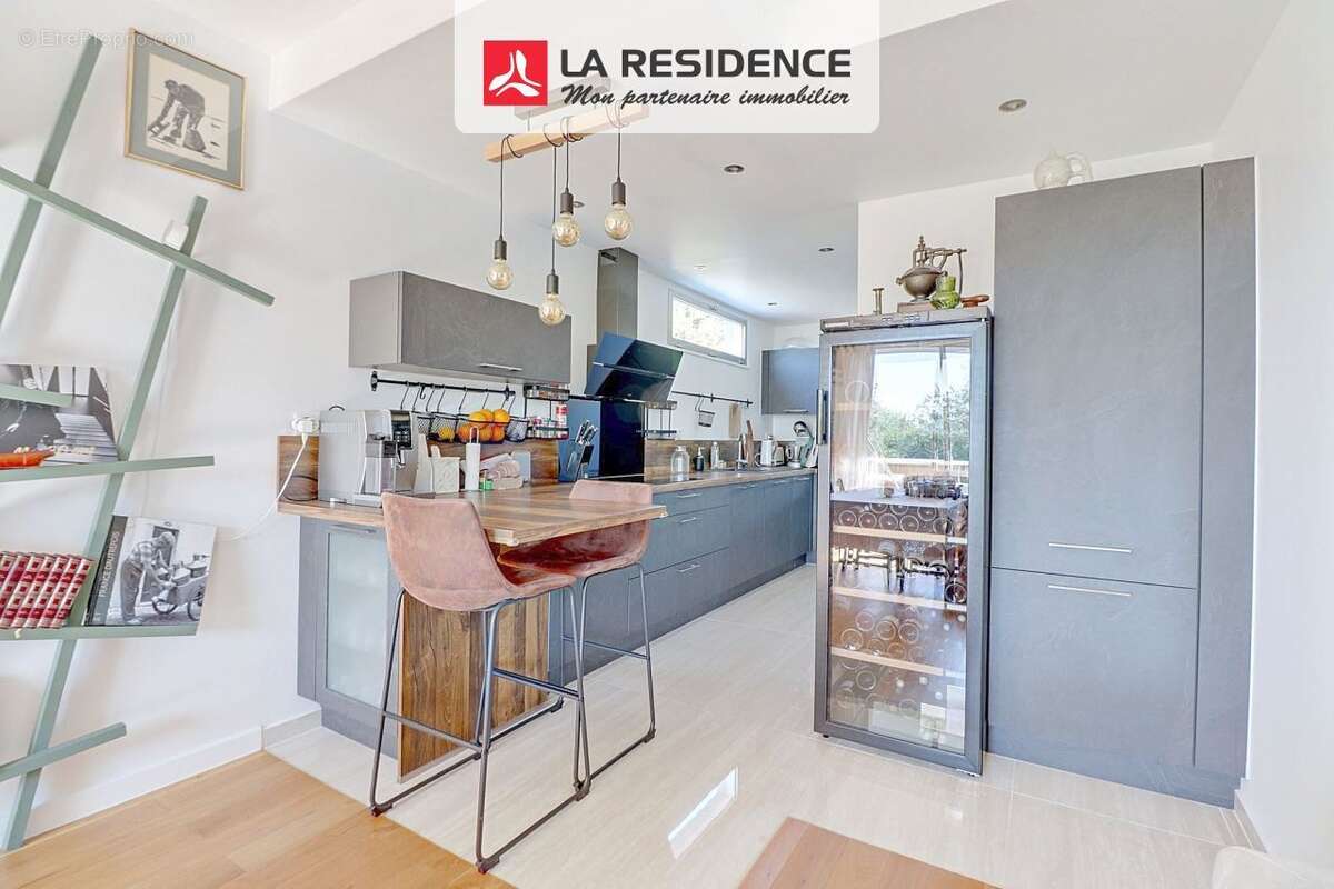 Appartement à MAREIL-MARLY