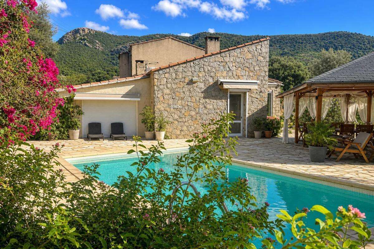 Maison à ALATA