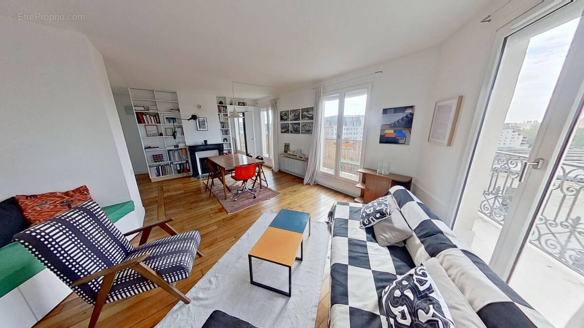 Appartement à PARIS-10E