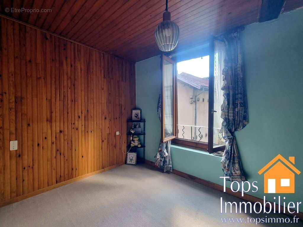 Maison à VILLEFRANCHE-DE-ROUERGUE