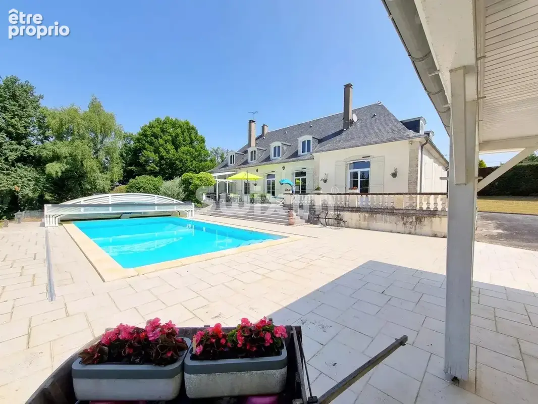 Propriété de caractère, parc de 6 000 m², piscine chauffée et 7 chambres, à 2h30 de Paris - photo 29