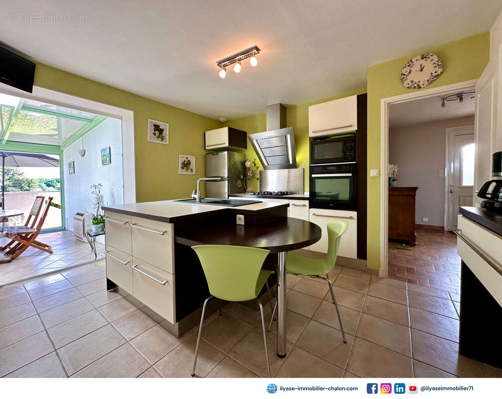 Maison 160 m2  4 ch  1400 m2 - photo 6