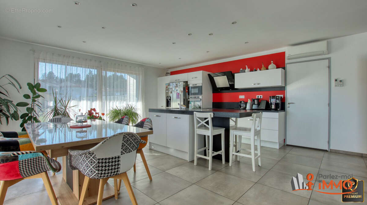 Maison à LA TOURETTE