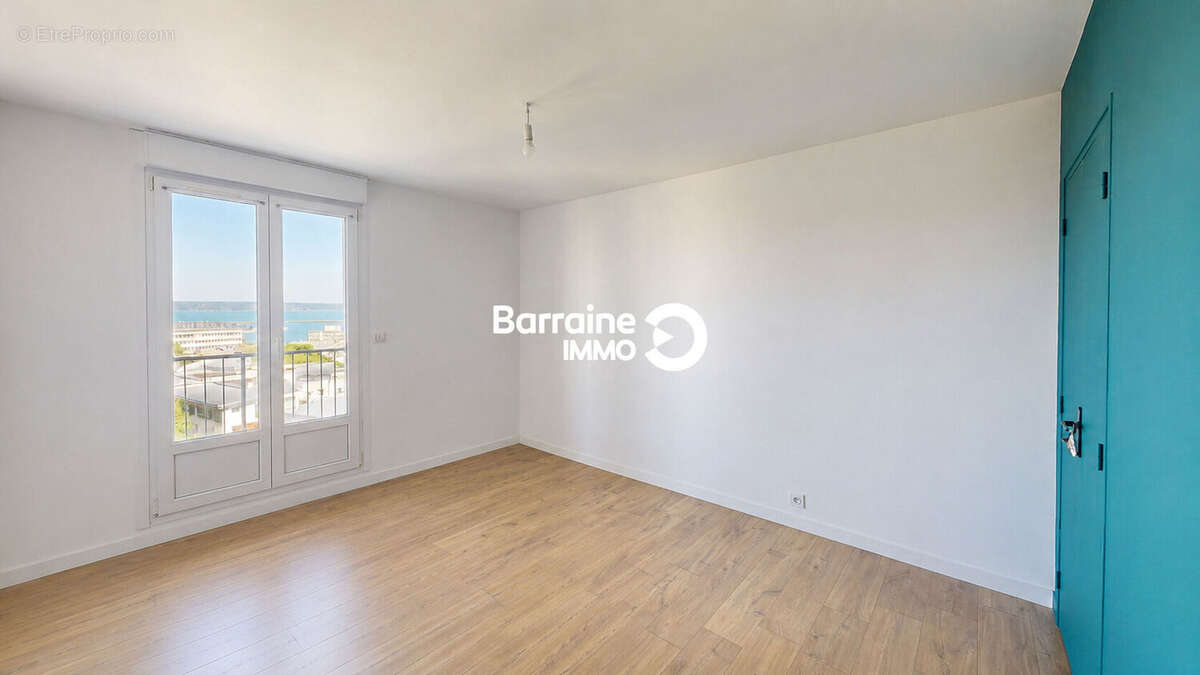 A vendre brest corniche appartement t4 ascenseur balcon vue mer - photo 13