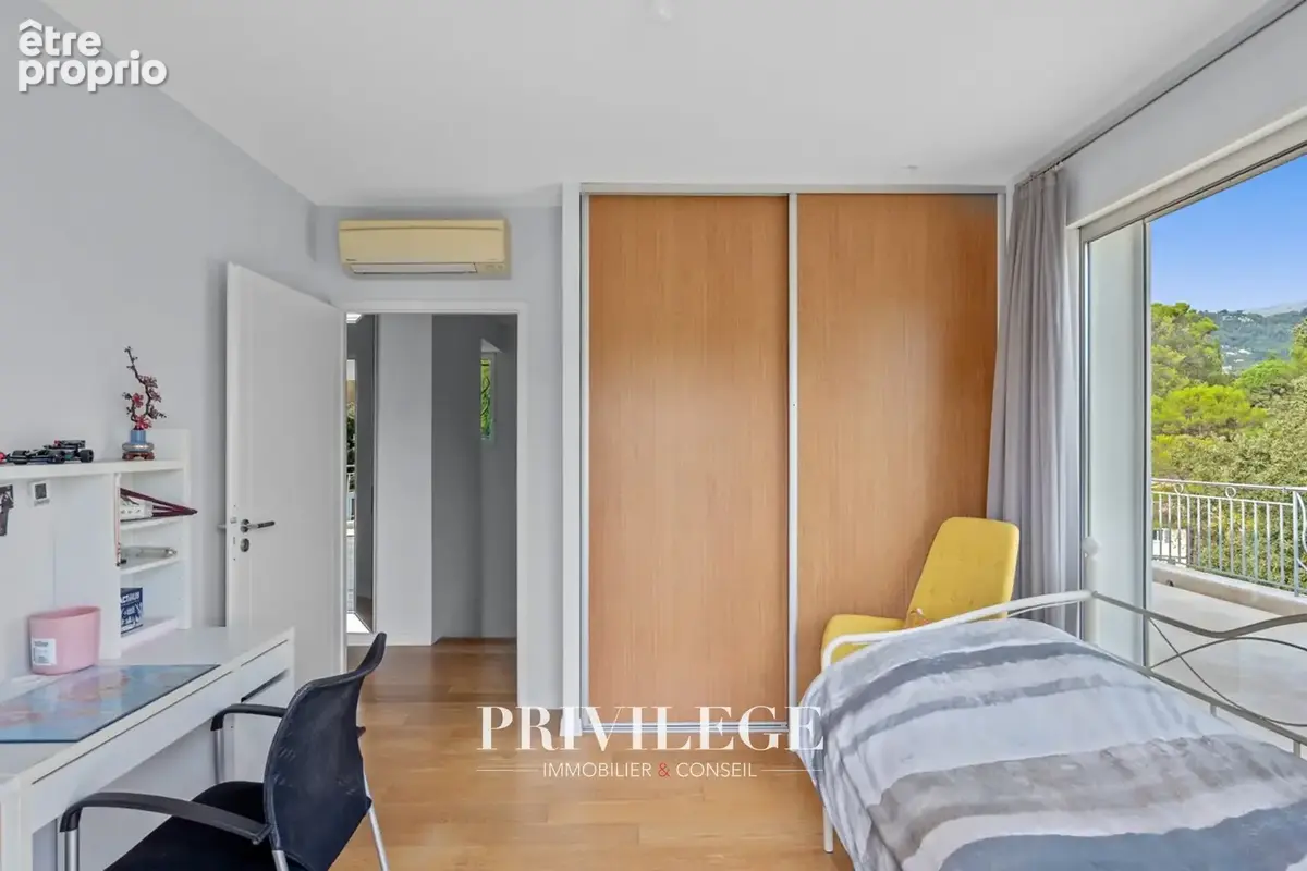 Peymeinade — Villa contemporaine de première main, piscine et ascenseur - photo 27