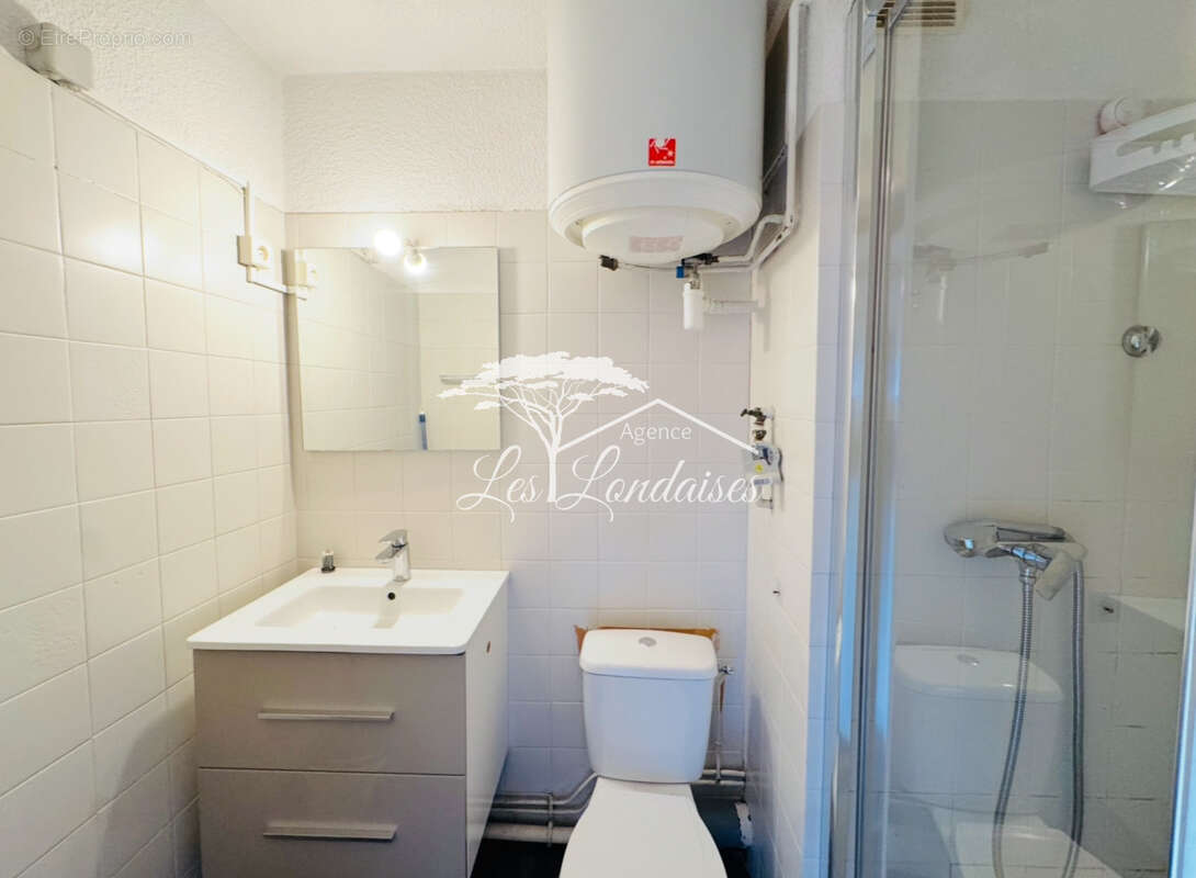 Appartement à LA LONDE-LES-MAURES