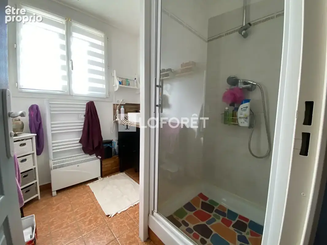 Maison individuelle 4 chambres avec joli jardin et terrasse ST LEGER DU BOURG DENIS - photo 8