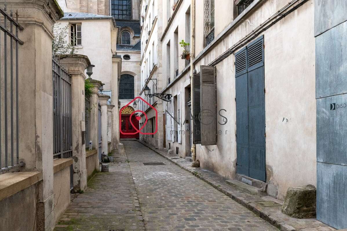Appartement à PARIS-4E