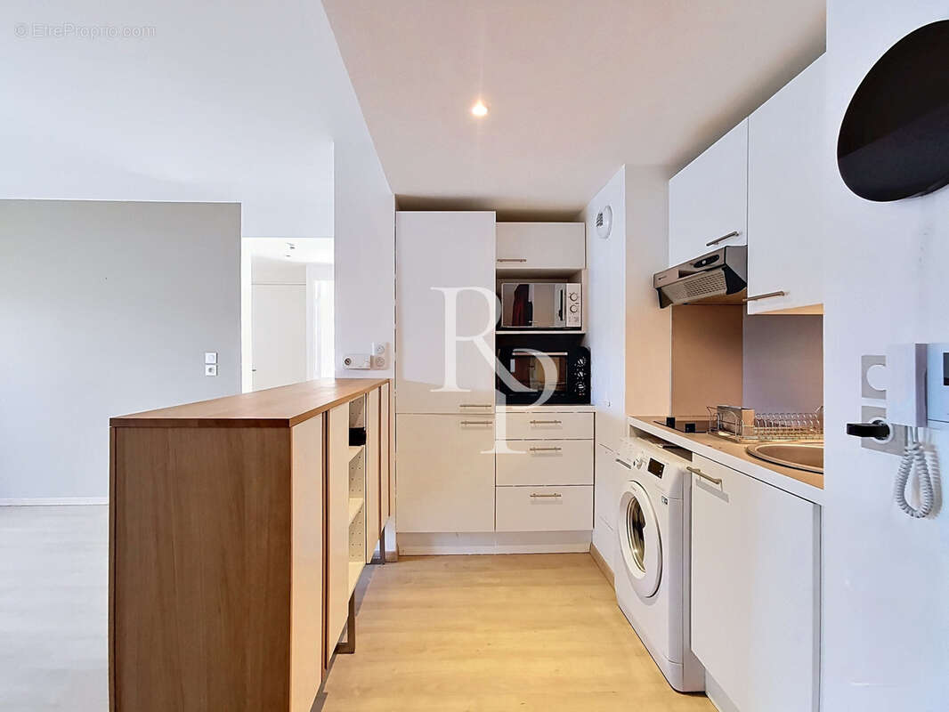 Appartement à TASSIN-LA-DEMI-LUNE
