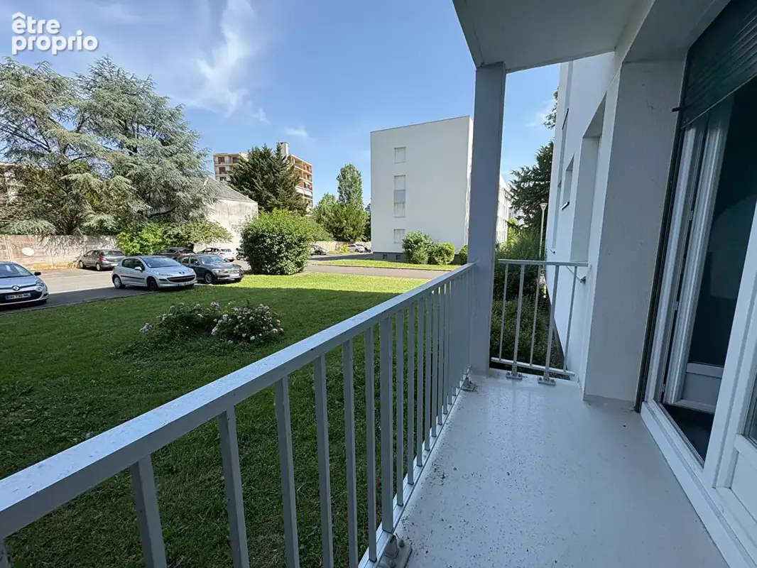 La Chapelle St Mesmin, T3 de 68 m² avec balcon et stationnement - photo 2