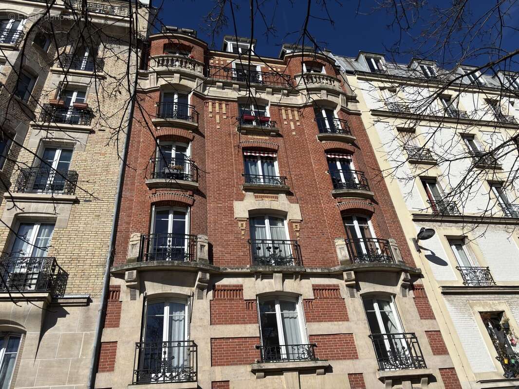 Appartement à PARIS-15E