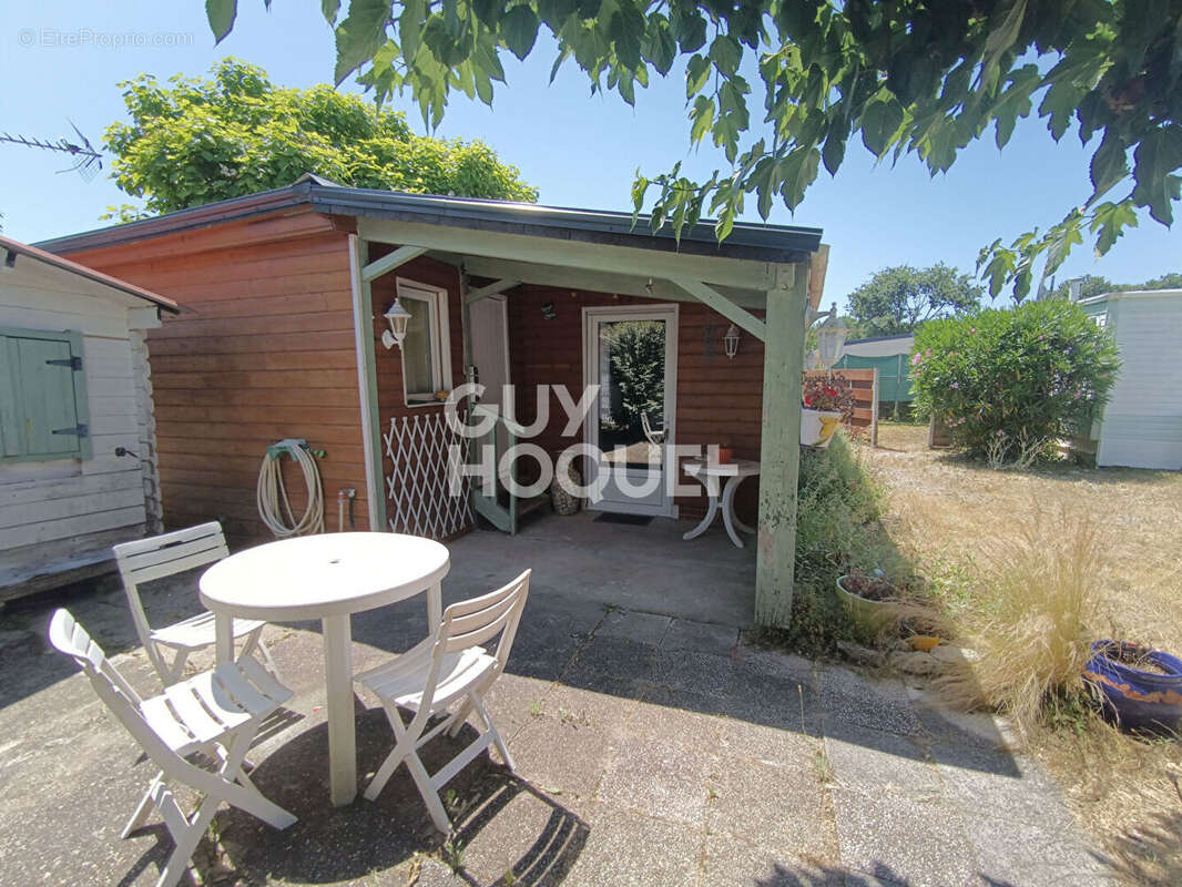 Terrain à SAINT-PIERRE-D&#039;OLERON