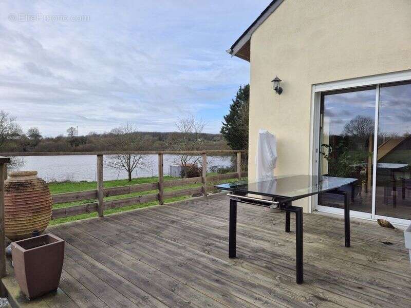 Maison à JUIGNE-DES-MOUTIERS