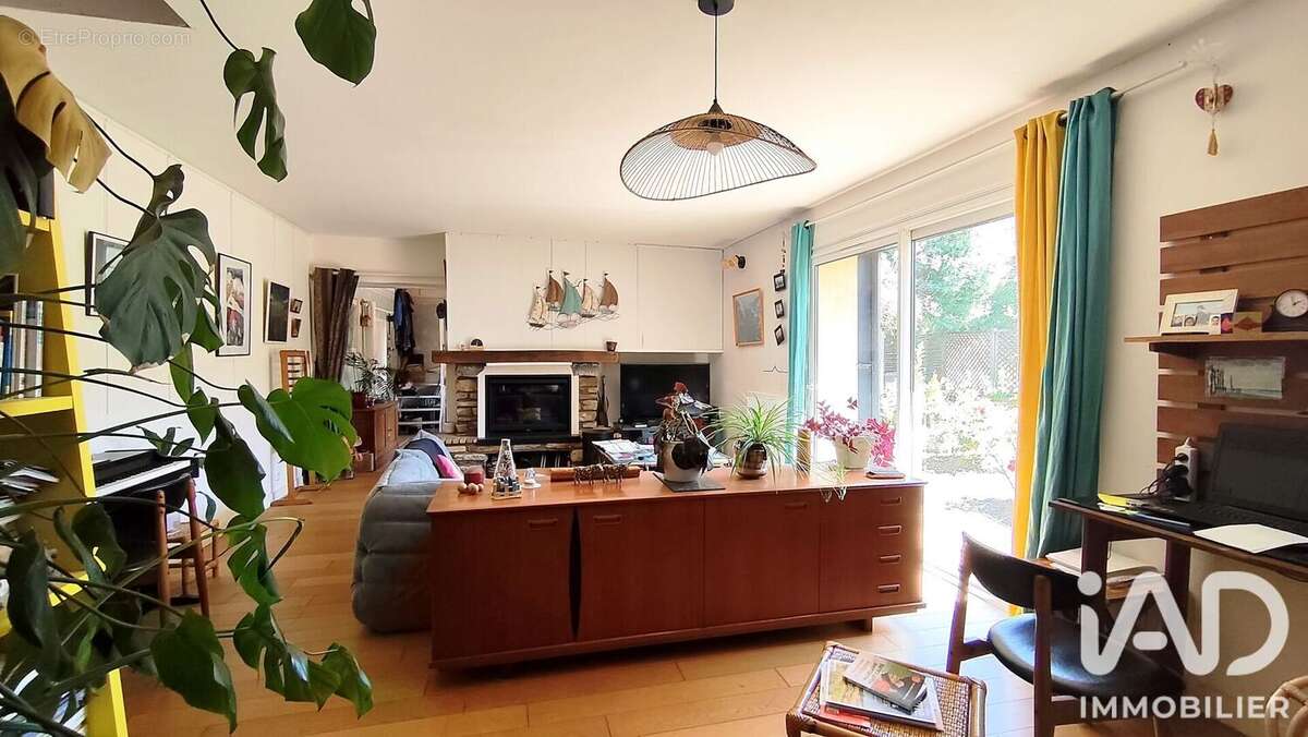 Maison 121 m² à Saint-Sulpice-La-Foret  - photo 9