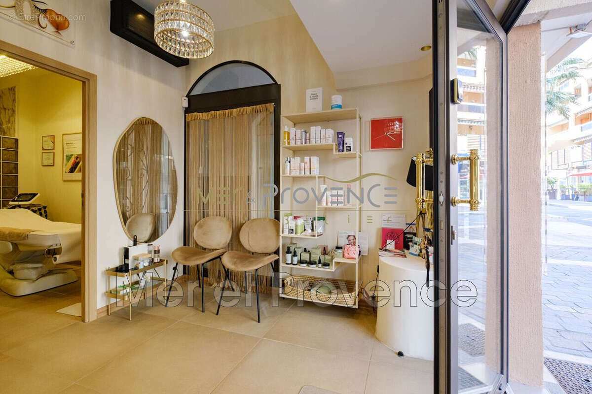 Commerce à SAINTE-MAXIME