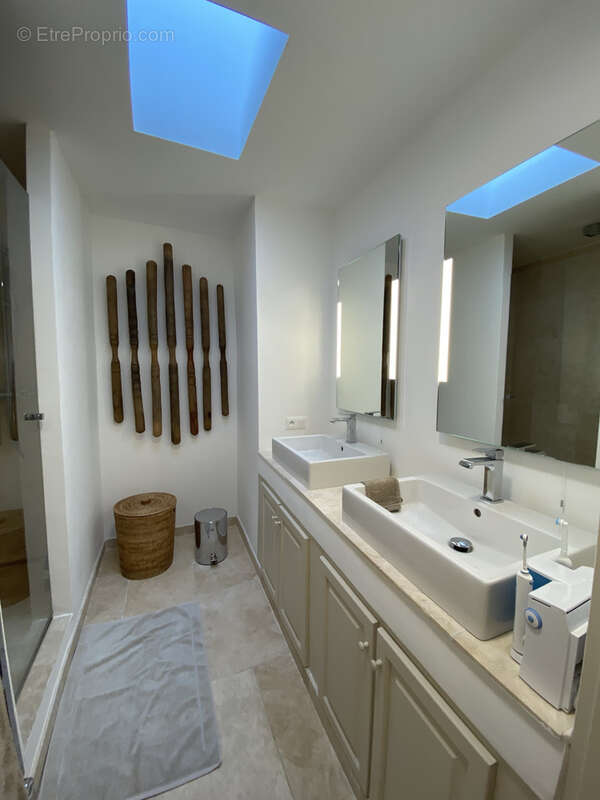 Maison à LA GARDE-FREINET