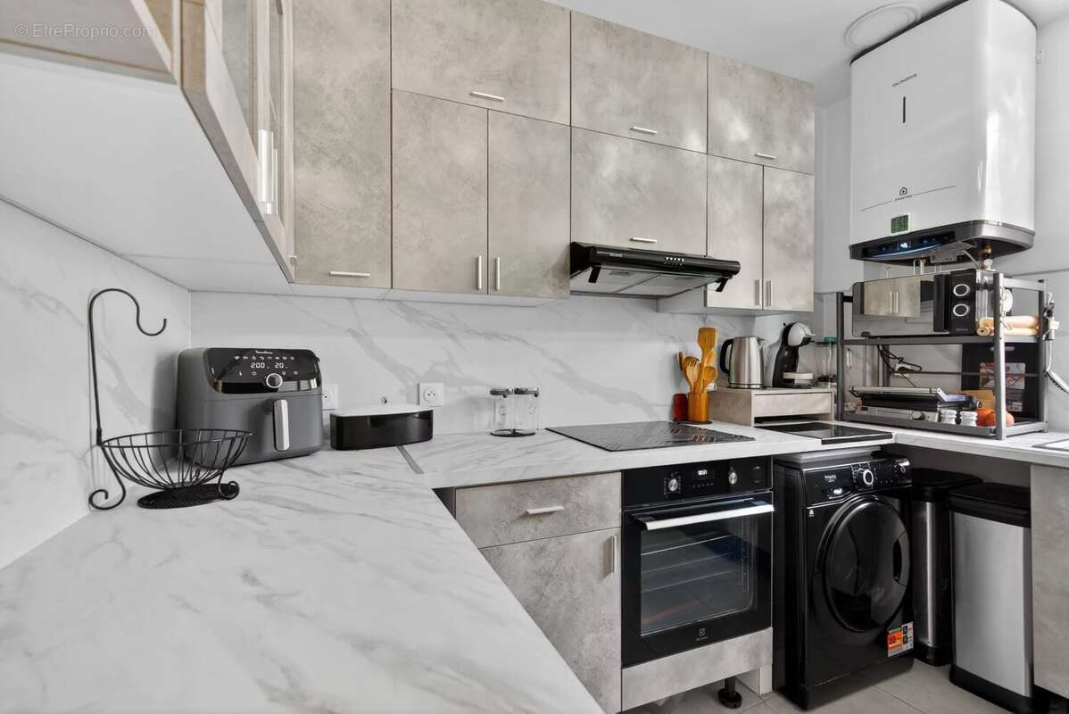 Appartement à PARIS-19E