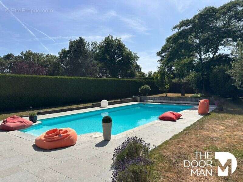 Maison à TREILLIERES